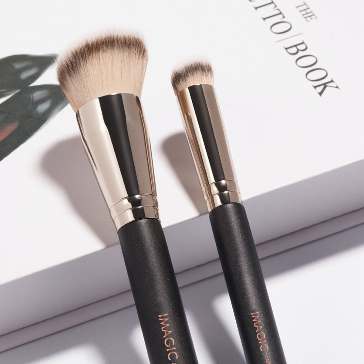 IMAGIC BLUSH BRUSH (448-8)